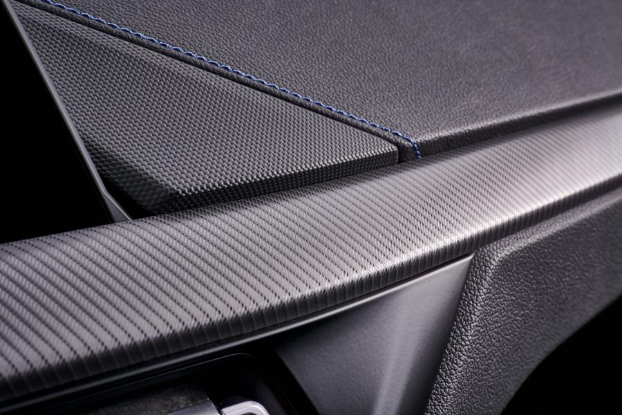 Детали интерьера BMW M135i xDrive (F40) 2019 года  (WW) (фото 153 из 189)